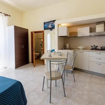 Oleandri Holidays 3* Castro (Lecce)